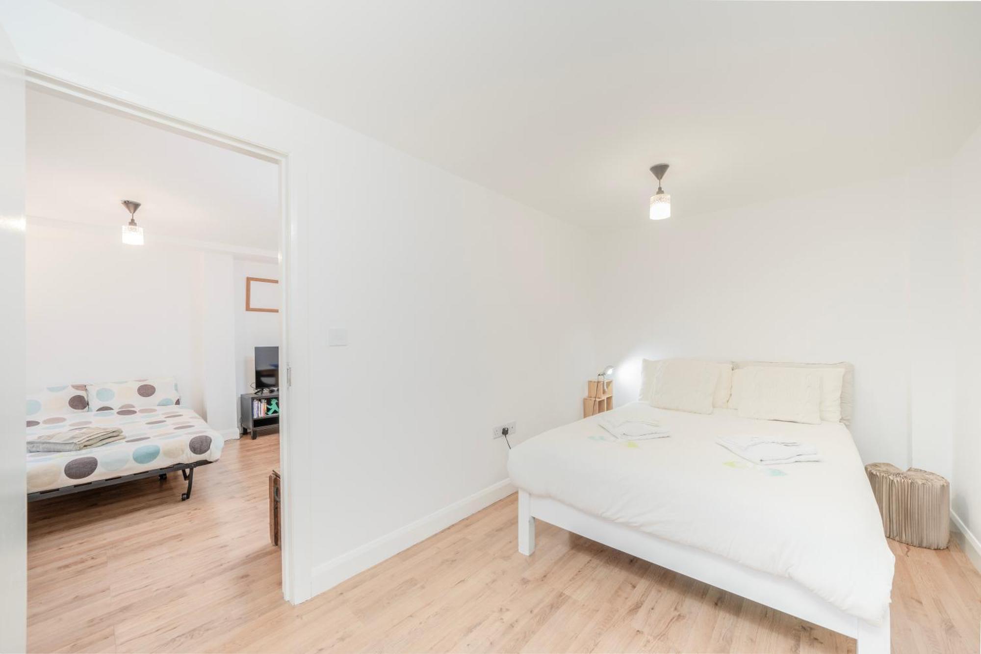 Modern One Bedroom Flat In Central Londres Exterior foto