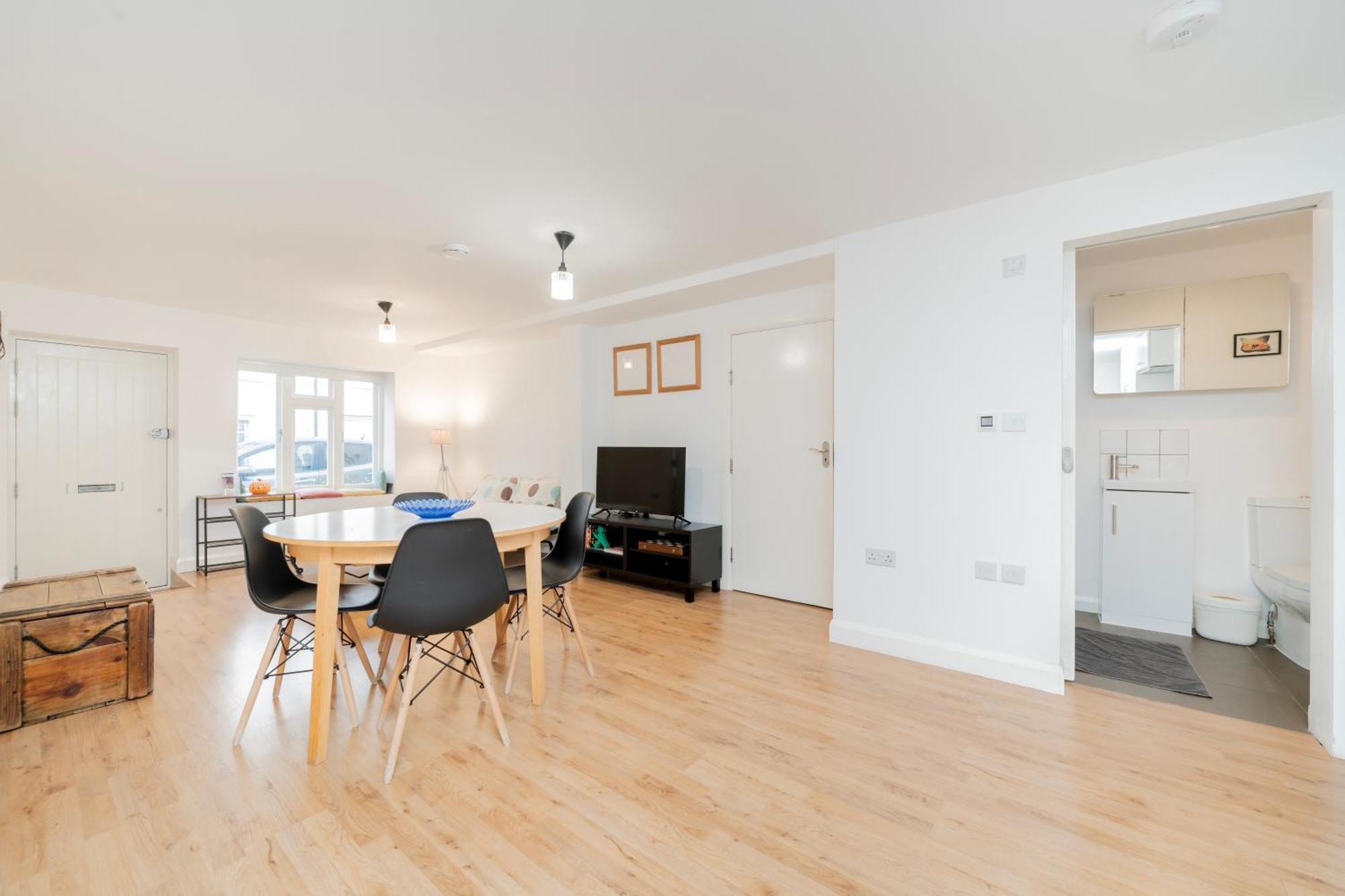Modern One Bedroom Flat In Central Londres Exterior foto